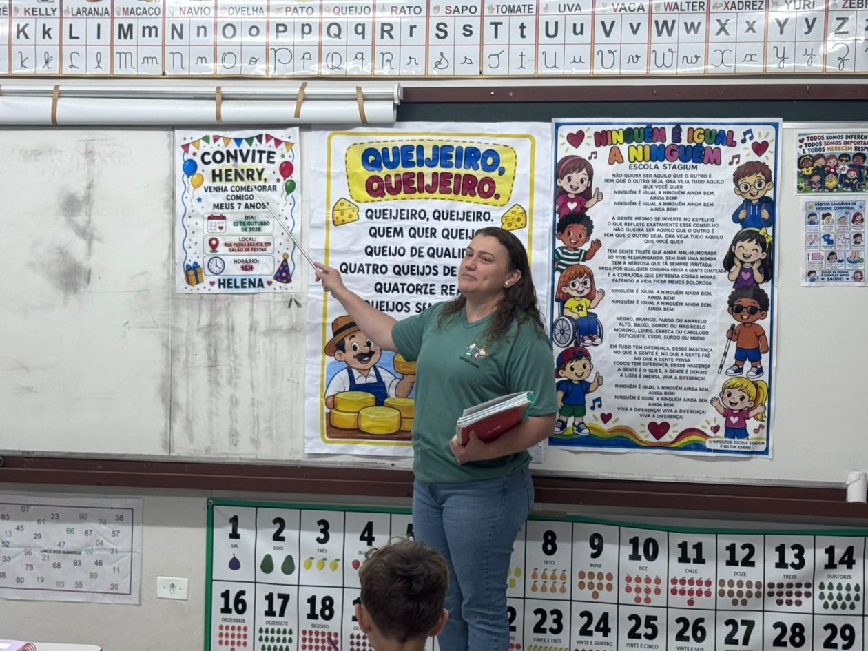 Para Solange, educar vai além de apenas alfabetizar: é acolher, incentivar e promover a diferença na vida das crianças