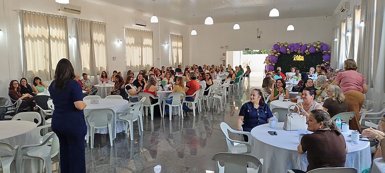 Encontro reuniu servidores aposentados em uma tarde de confraternização, reencontros e boas conversas. O evento celebrou uma trajetória de dedicação ao serviço público
